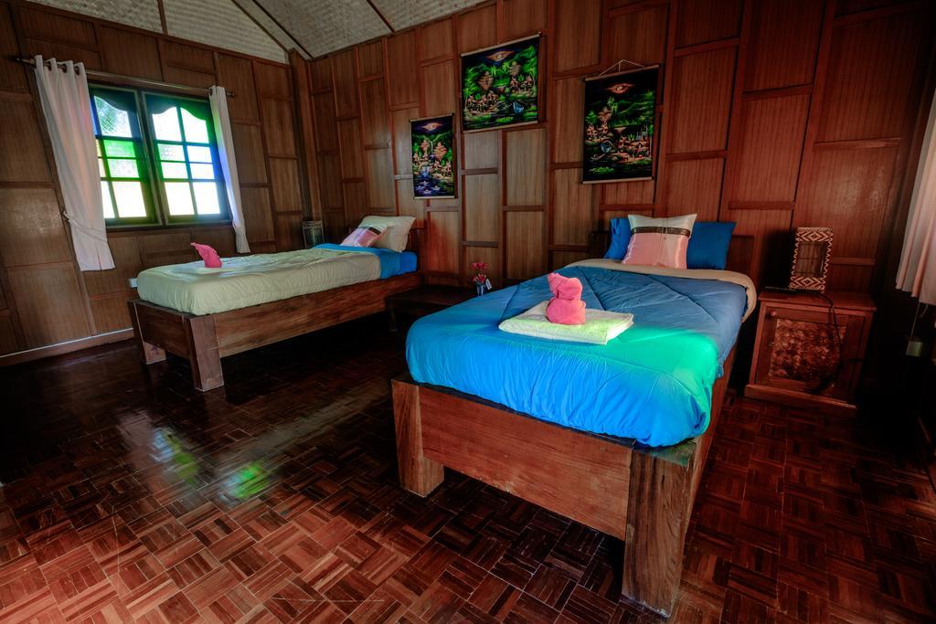 Banyen Villa San Sai Room photo